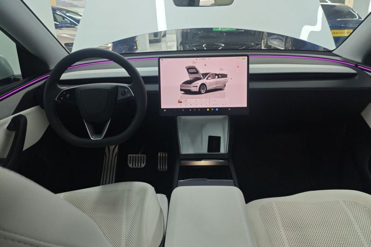 特斯拉 Model Y 2025款 长续航全轮驱动版中控内饰12
