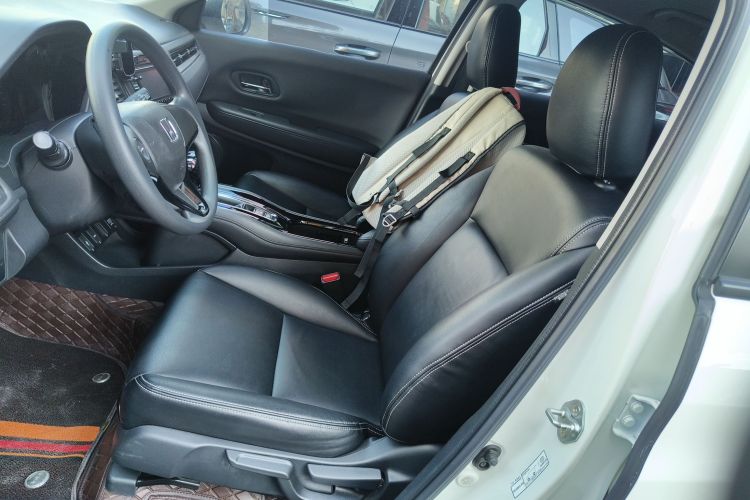 本田 缤智 2017款 1.5L CVT两驱舒适型中控内饰19