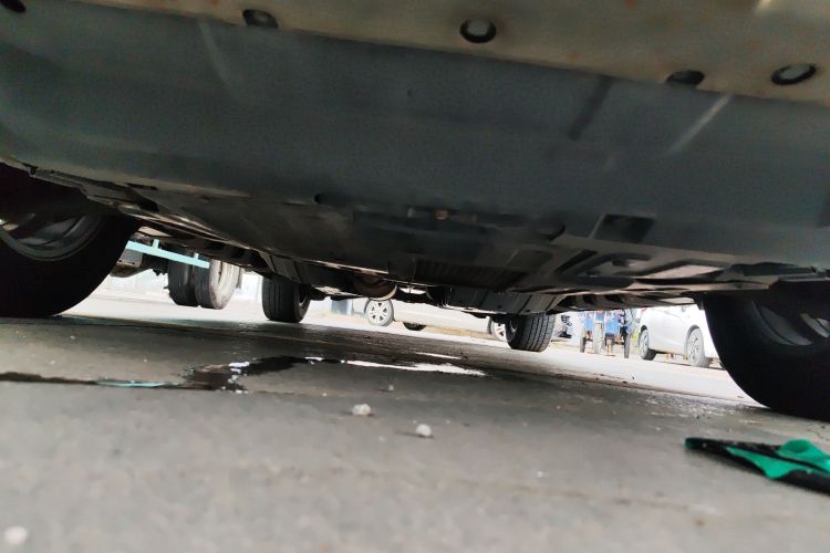 哈弗H6 2015款 运动版 1.5T 自动两驱豪华型局部细节9008