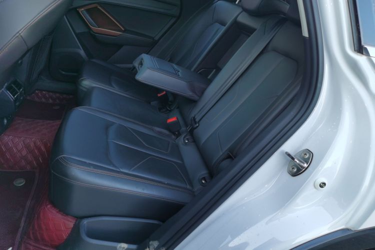 奥迪Q3 2019款 35 TFSI 时尚致雅型中控内饰21