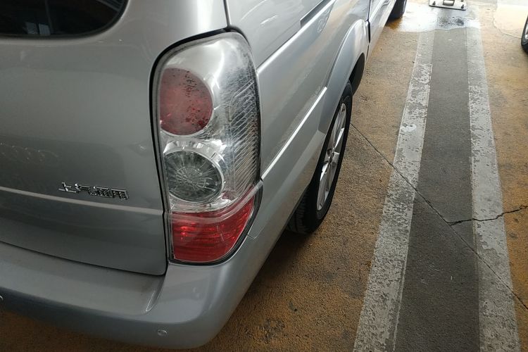 别克GL8 2014款 2.4L 经典版车身外观6006