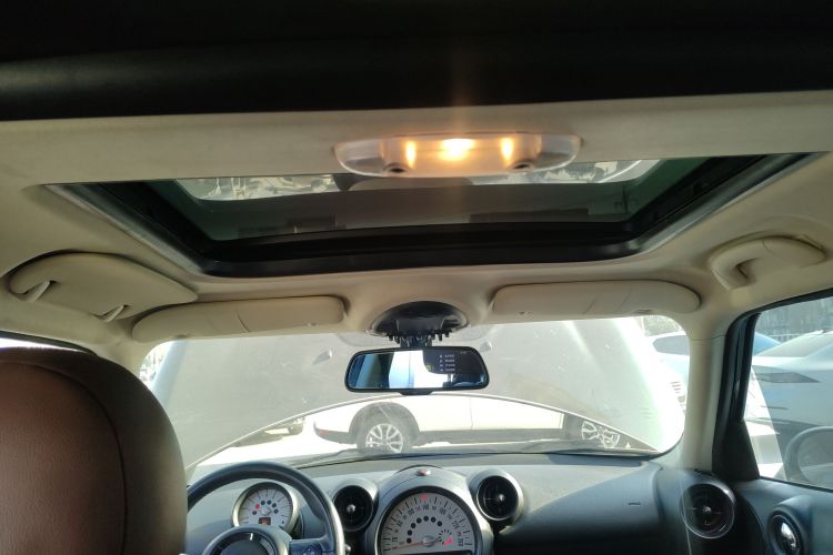 MINI Countryman 2014款 1.6L COOPER Fun局部细节22