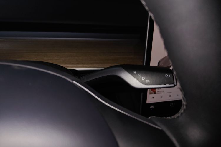 特斯拉 Model Y 2022款 改款 后轮驱动版中控内饰18