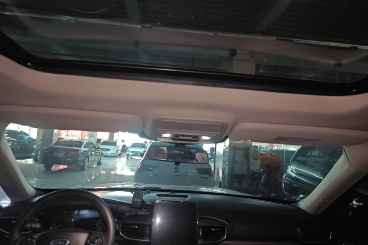 福特 探险者 2020款 EcoBoost 285 四驱风尚版 6座局部细节22