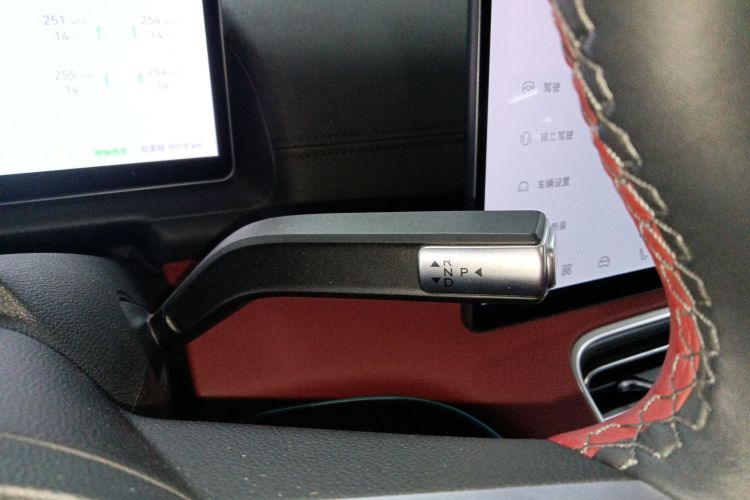 奇瑞风云 风云A9L 2025款 四驱高能巅峰版中控内饰18