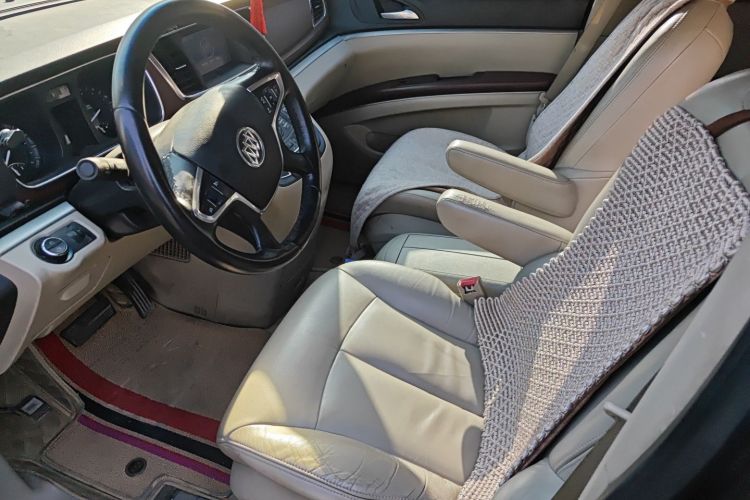 别克GL8 2014款 3.0L GT豪华商务豪雅版局部细节19