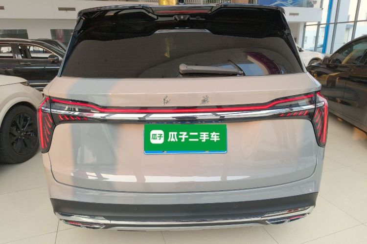 红旗HS7 2023款 2.0T 自动四驱旗领版 七座车身外观6