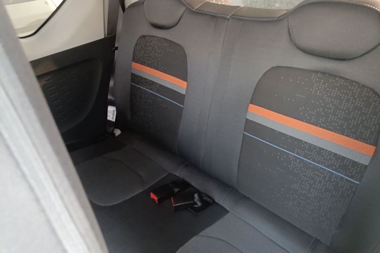 五菱汽车 宏光MINIEV 2021款 马卡龙臻享款 磷酸铁锂中控内饰21