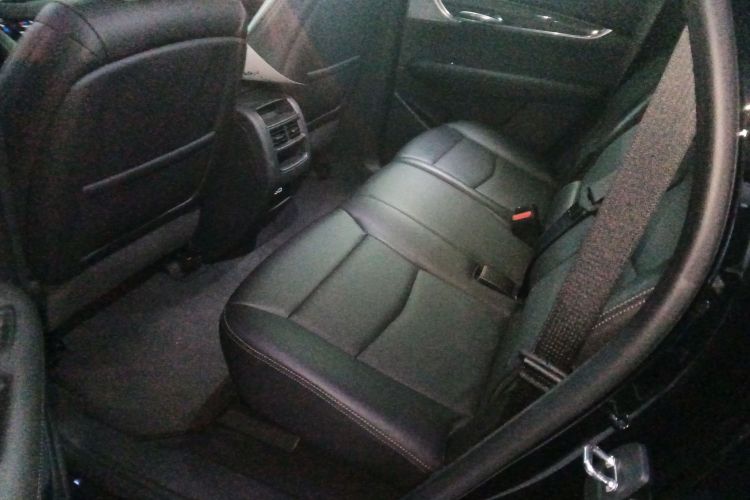 凯迪拉克XT5 2023款 2.0T 四驱尊贵型（至臻版）中控内饰21