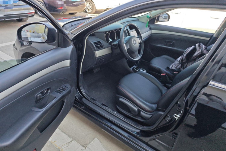 日产 轩逸 2019款 经典 1.6XE+ CVT智联领先版中控内饰20