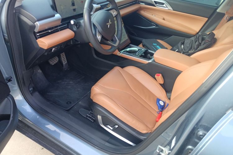 小鹏P5 2021款 460E中控内饰19