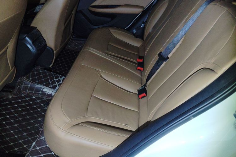 别克 阅朗 2019款 18T 自动互联旗舰型 国V中控内饰21