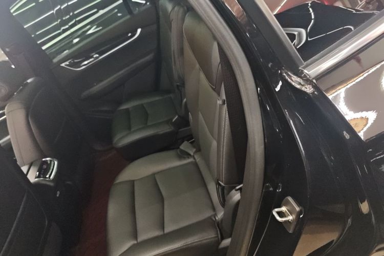 凯迪拉克XT6 2022款 2.0T 六座四驱豪华型标准版中控内饰21