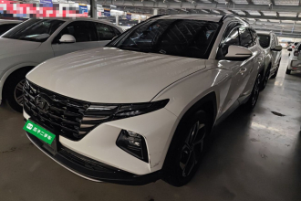 现代 2023款 途胜L 1.5T 自动两驱LUX尊贵版