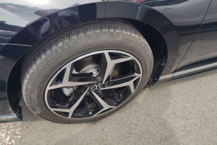 大众 迈腾 2023款 200万辆纪念版 330TSI DSG领先型车身外观35