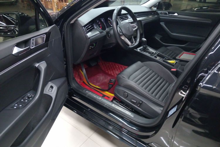 大众 迈腾 2020款 330TSI DSG 领先型中控内饰19