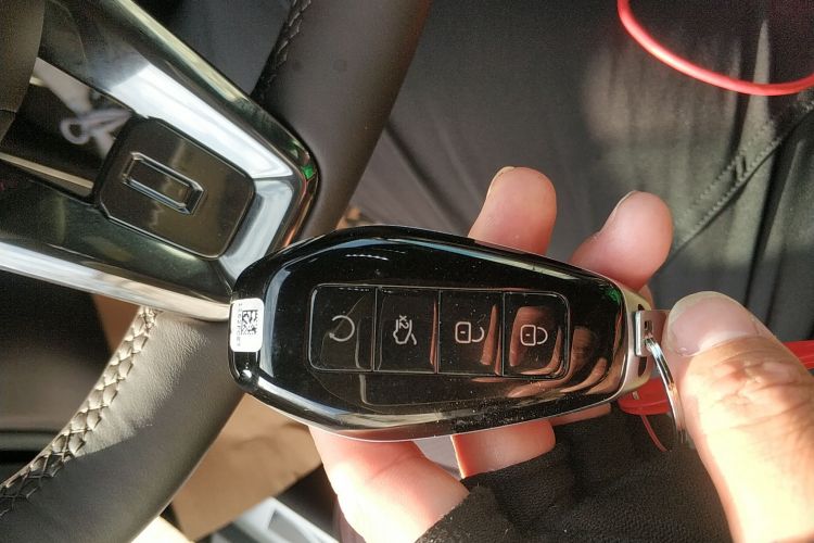 腾势Z9GT 2024款 1100四驱Max首发版中控内饰11