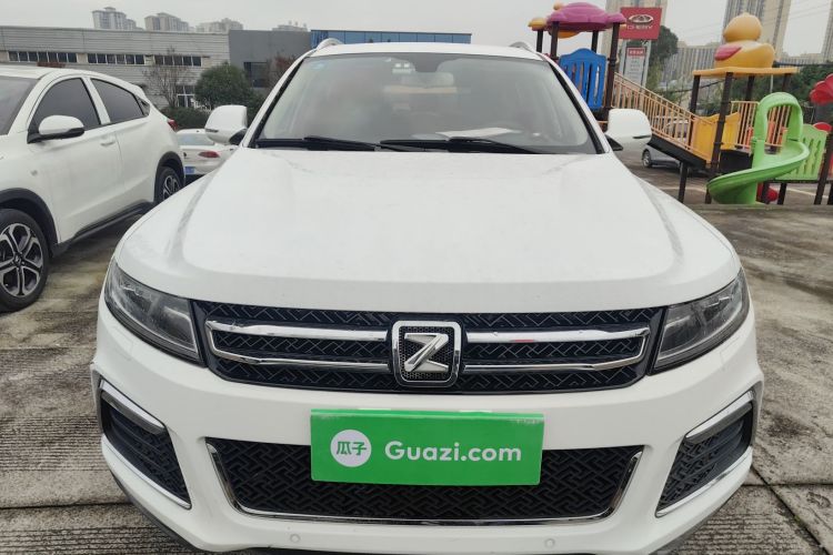 众泰T600 2016款 运动版 1.5T 手动尊贵型车身外观2