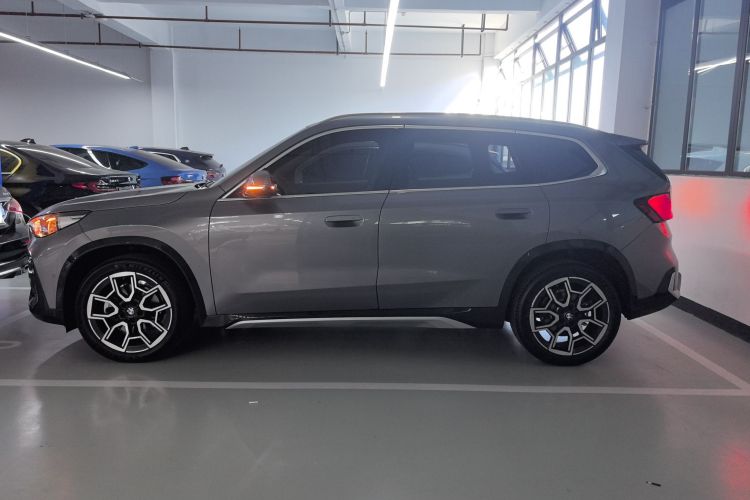 宝马X1 2024款 sDrive25Li X设计套装车身外观4