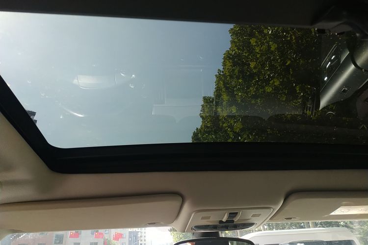 路虎 神行者2 2014款 2.0T Si4 SE汽油版局部细节22