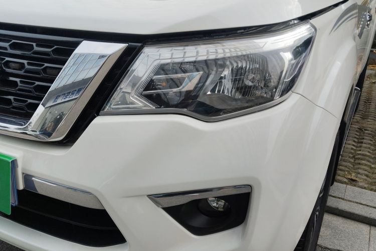 日产 途达 2020款 2.5L XL Upper 4WD 自动四驱豪华版局部细节36