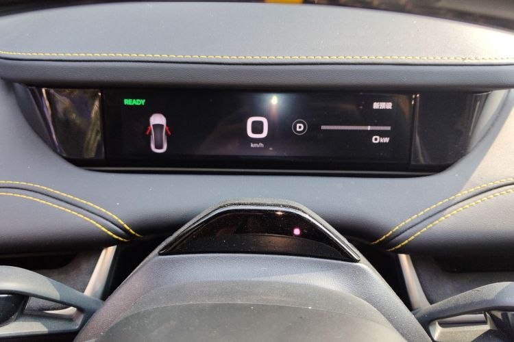 小米汽车 小米SU7 Ultra 2025款 Ultra中控内饰14