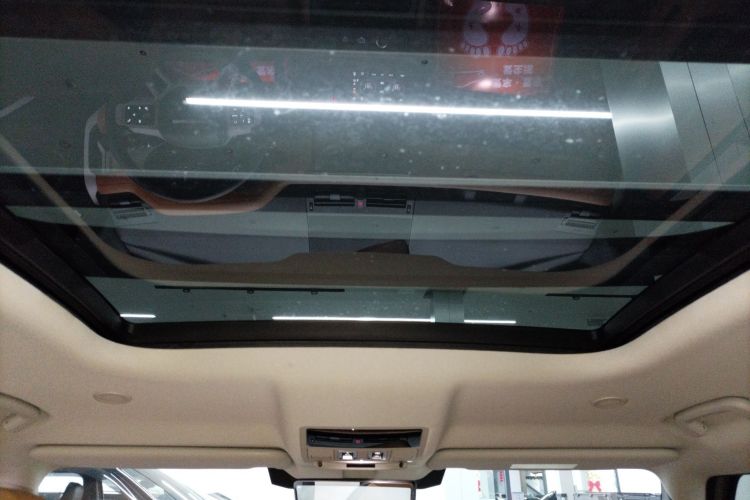 路虎卫士 2023款 90 3.0T P400 暗黑特别版中控内饰22