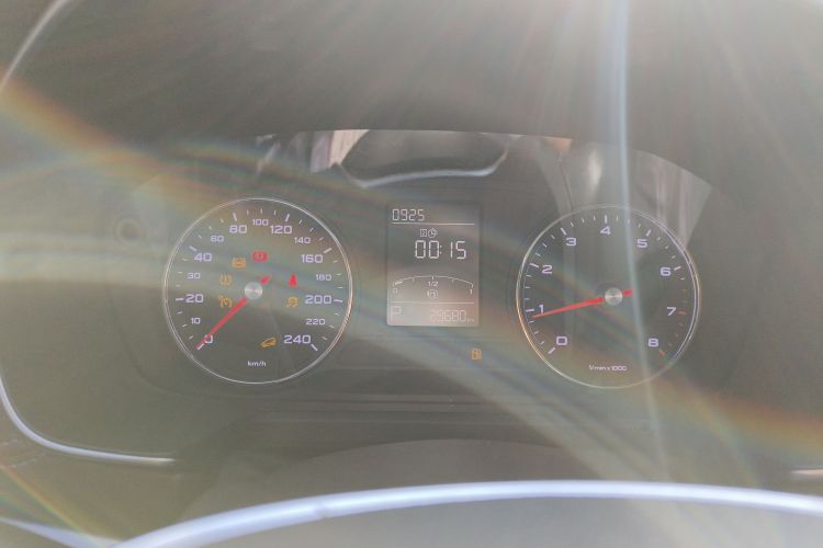 荣威RX5 2020款 20T 自动4G互联百万款中控内饰14