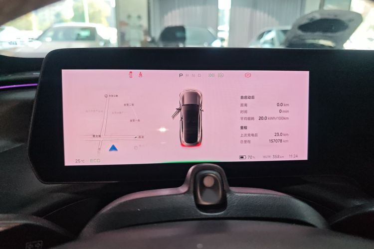 小鹏P7 2020款 586N中控内饰14