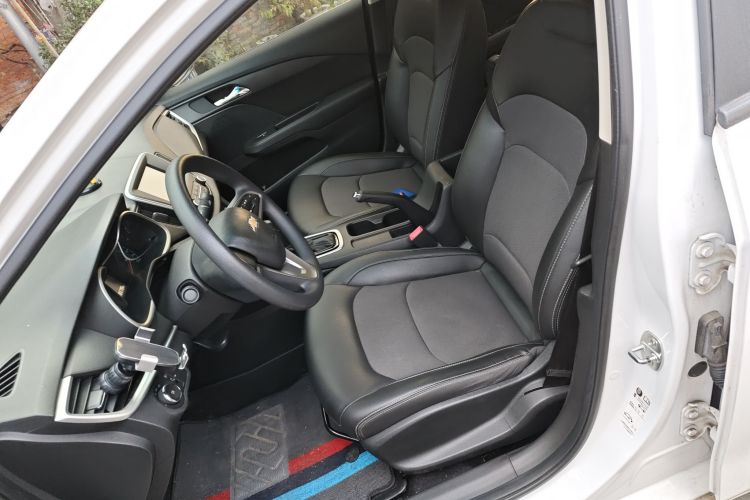 雪佛兰 科沃兹 2019款 320 自动欣悦版中控内饰19