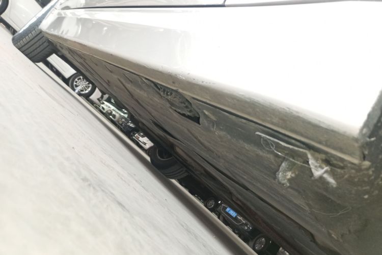 宝马3系 2015款 316Li 时尚型局部细节9001