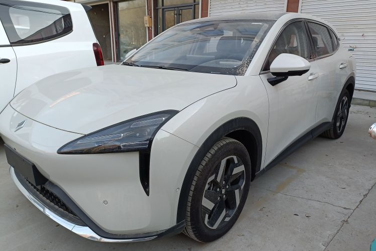 宝骏云海 2024款 600km 纯电版车身外观4