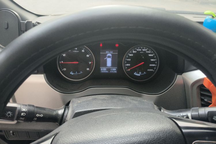 江淮瑞风 瑞风M4 2018款 2.0L 手动速运版中控内饰14