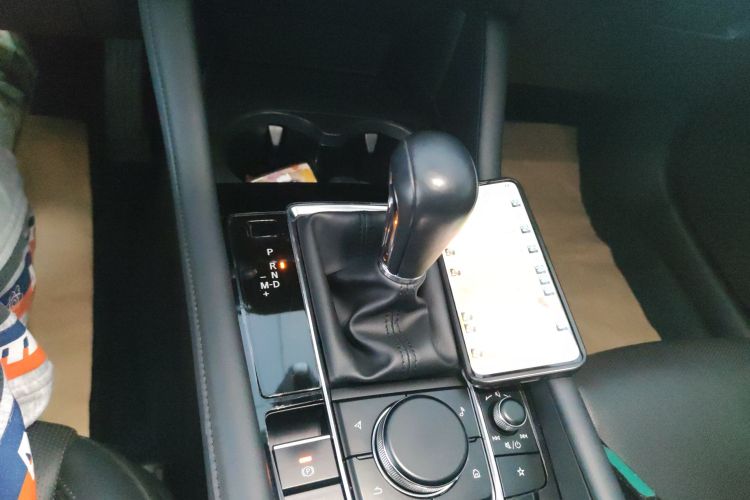 马自达3 昂克赛拉 2021款 2.0L 自动质雅版中控内饰18