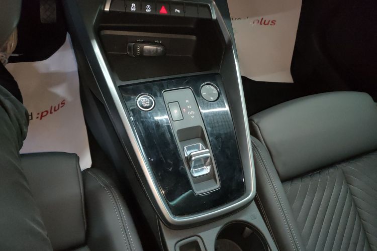 奥迪A3 2021款 Sportback 35 TFSI 时尚致雅型中控内饰18