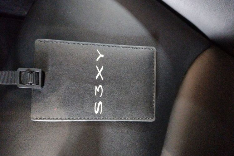 特斯拉 Model Y 2022款 改款 后轮驱动版中控内饰7001