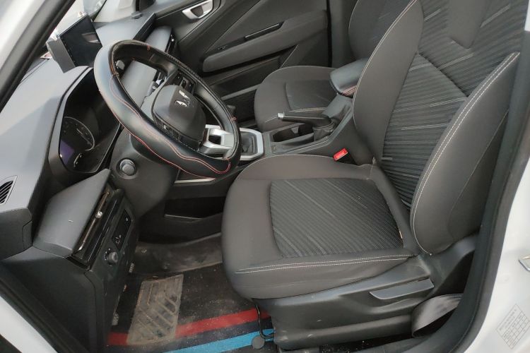 五菱汽车 五菱星驰 2022款 1.5L 手动自由型中控内饰19