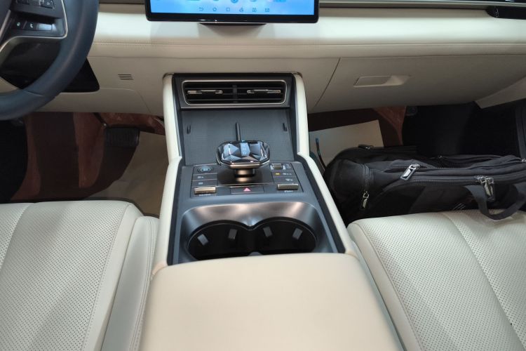 比亚迪 秦L 2024款 DM-i 120KM领先型中控内饰18