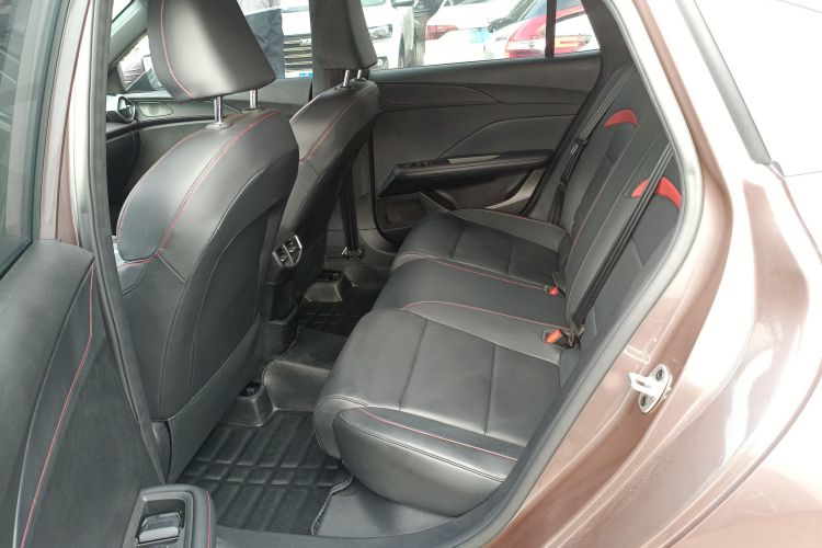 名爵 MG5 2025款 180DVVT 全球豪华版中控内饰7004