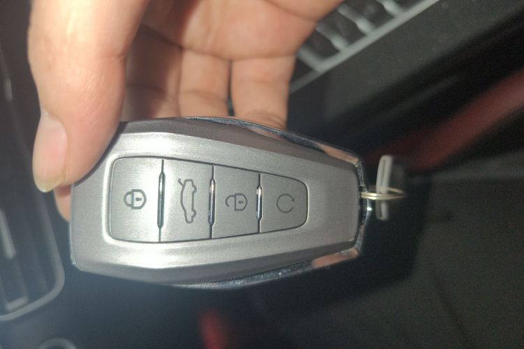 吉利汽车 缤越 2020款 PRO 260T DCT骑士中控内饰7001