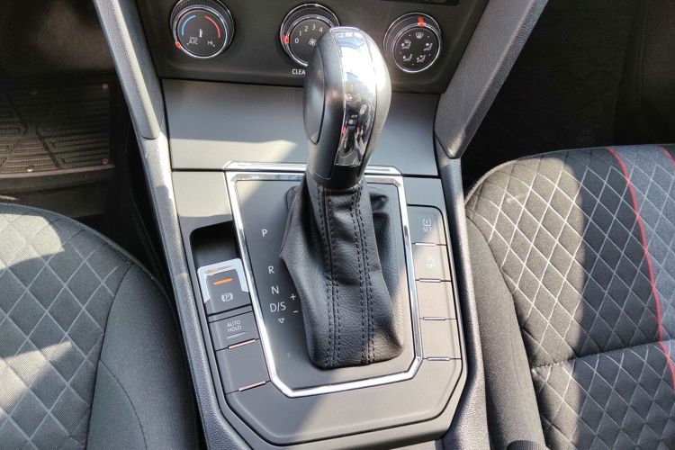 大众 凌渡 2019款 230TSI DSG风尚版 国VI中控内饰18