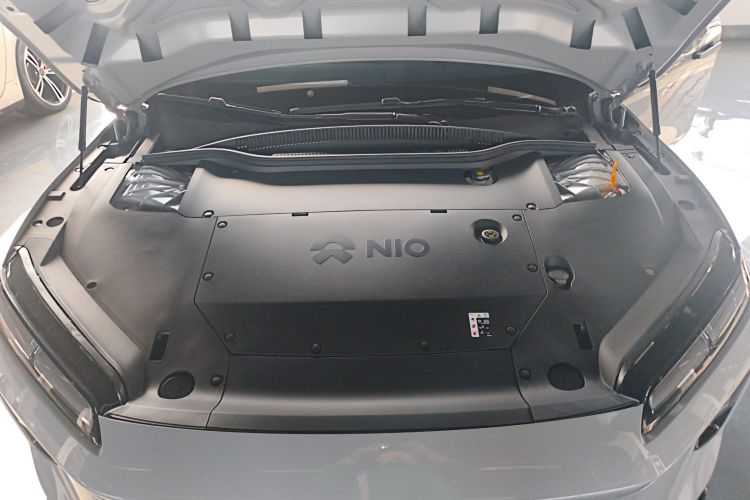 蔚来ET5T 2025款 75kWh Touring机舱底盘24