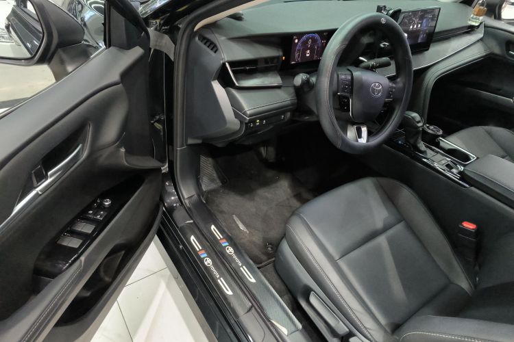 丰田 凯美瑞 2024款 2.0E 精英版中控内饰7003