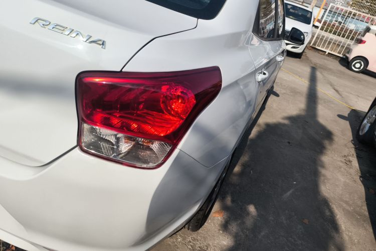 现代 瑞纳 2017款 1.4L 手动焕新版 国VI车身外观9