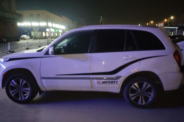 奇瑞 瑞虎3 2014款 1.6L 手动智尚版车身外观6003