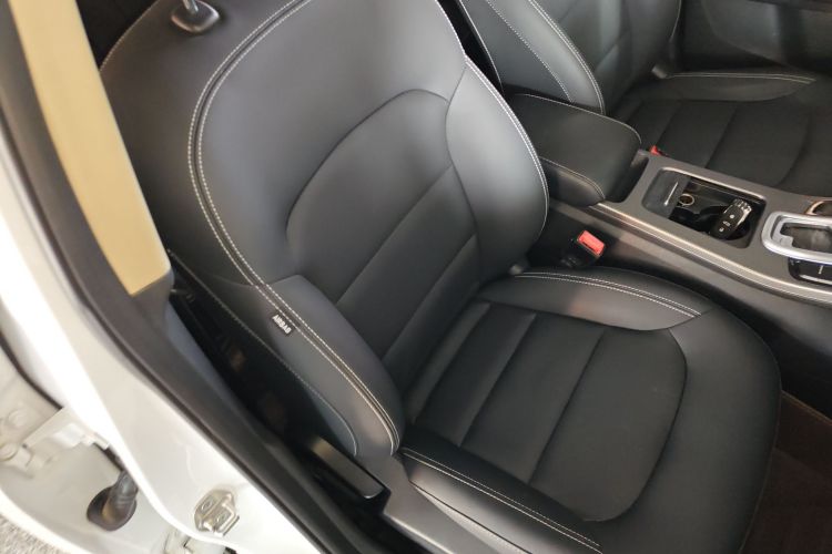 吉利汽车 帝豪GS 2016款 运动版 1.8L 自动领尚型局部细节41