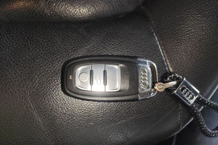 奥迪A6L 2018款 30周年年型 TFSI 进取型中控内饰11