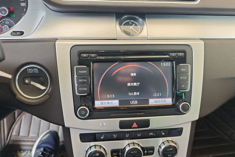 一汽-大众CC 2015款 2.0TSI 至尊型中控内饰16