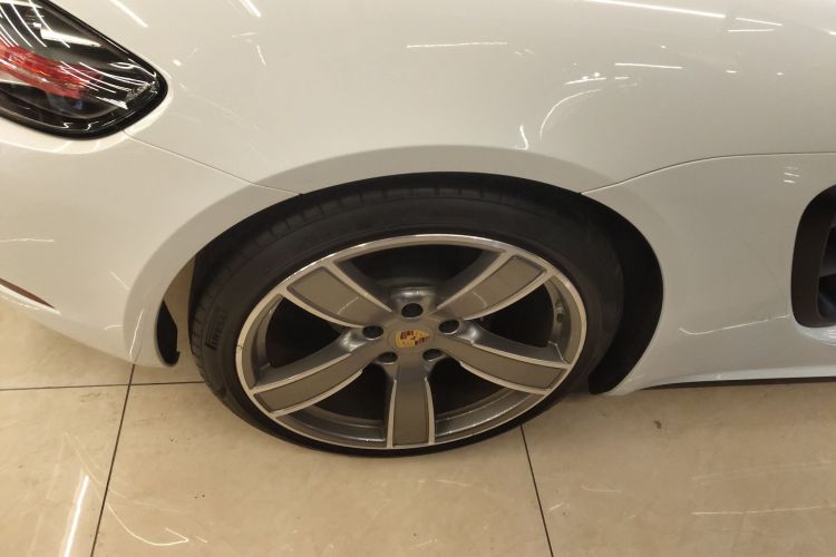 保时捷718 2022款 Boxster 2.0T车身外观6008