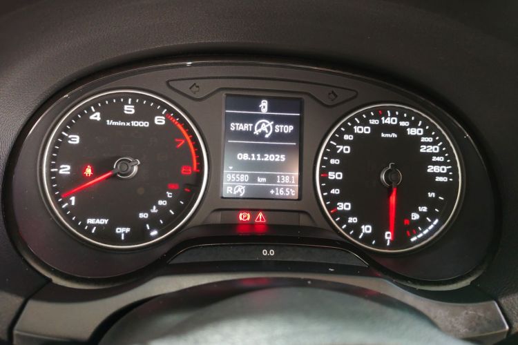 奥迪A3 2019款 Sportback 35 TFSI 运动型 国V中控内饰14